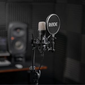 Rode NT1 Signature Series Studio Condenser Microphone - Black